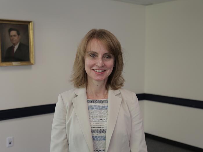 Elaine Lammert